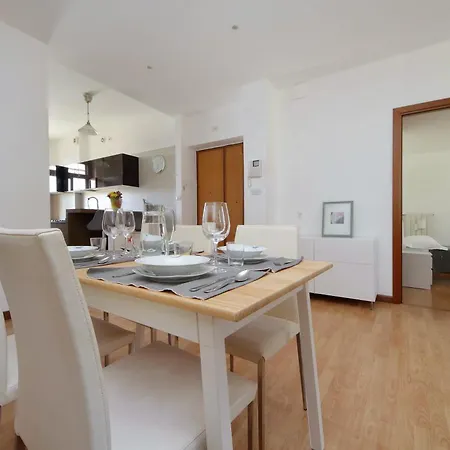 Апартаменты Stazione Trastevere 3br Flat By Flatinrome Рим